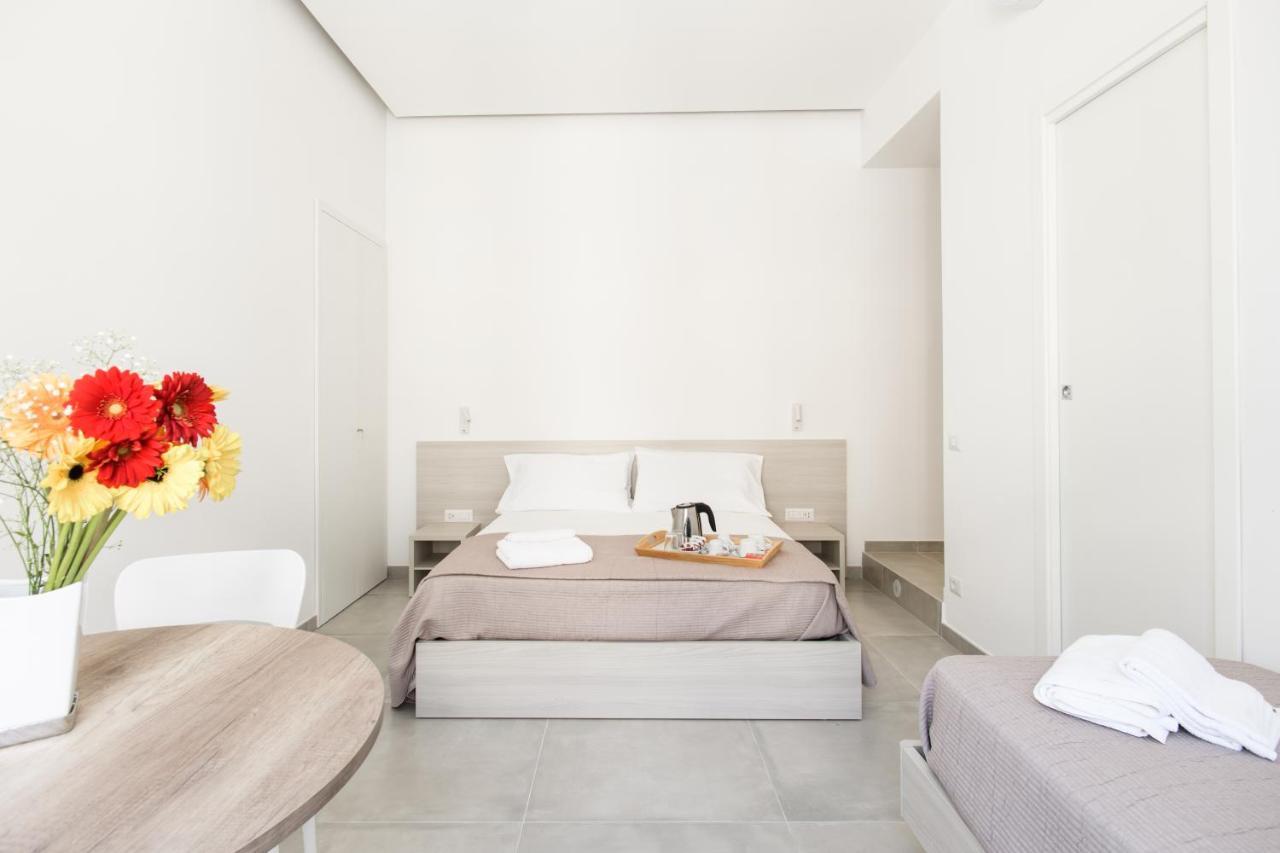 ナポリ Lux Caracciolo Bed & Breakfast エクステリア 写真